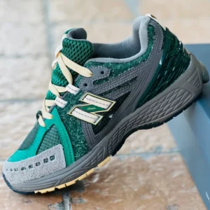 کتونی نیوبالانس 1906 _ مردانه سایز 40 الی 45 _ New Balance 1906